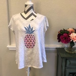 GAP Pineapple Easy Fit Tee 🍍